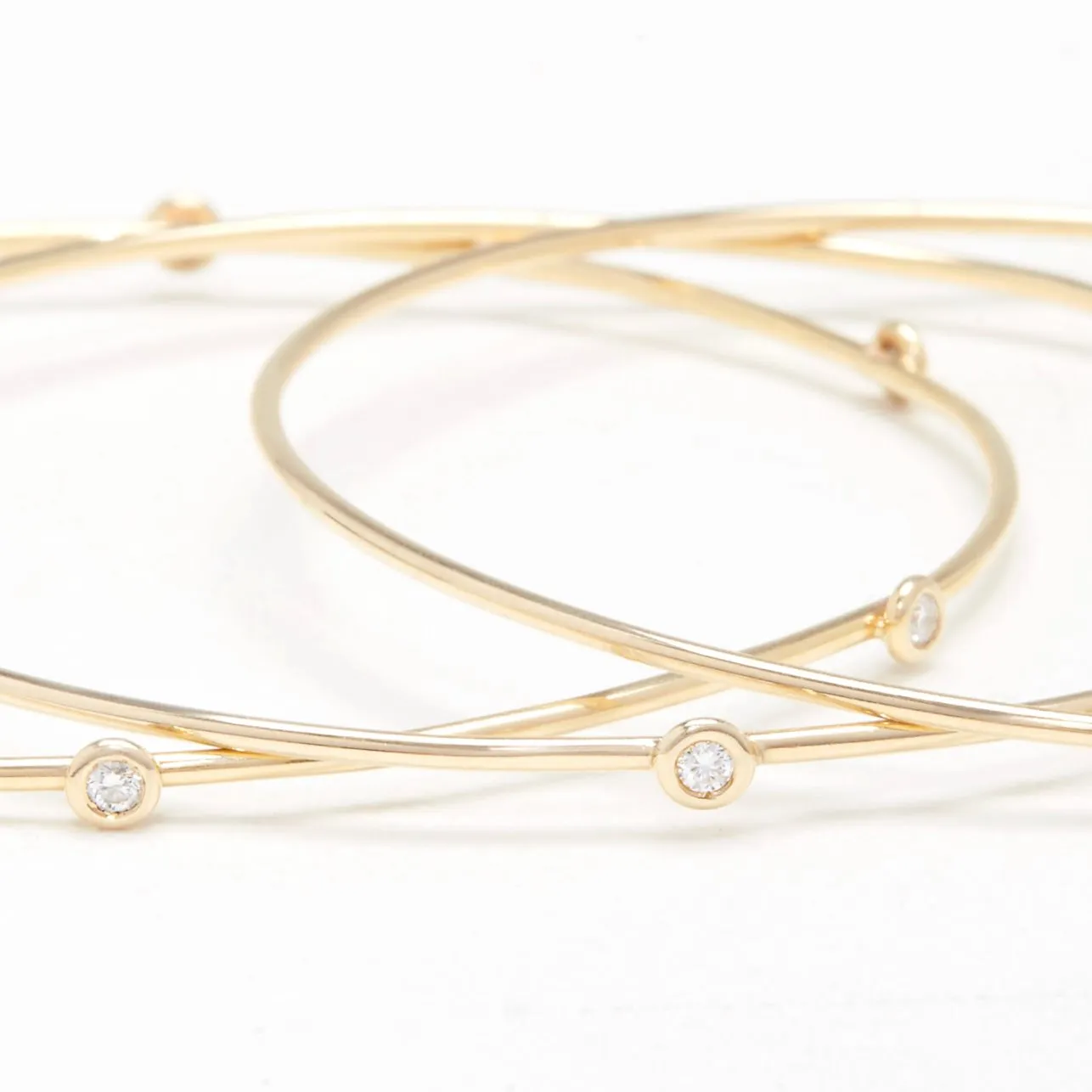 Bangle Bracelet With 1 Diamond