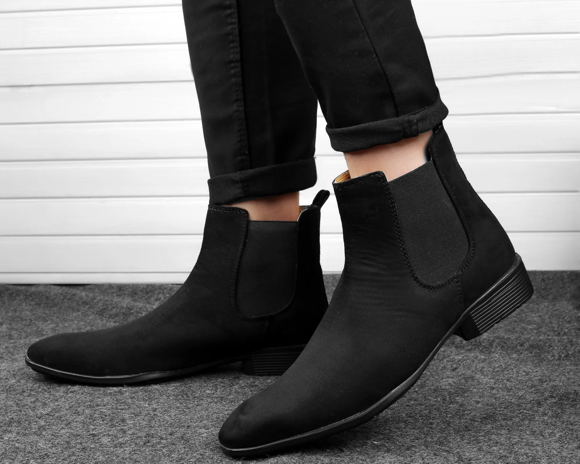 Bxxy's Stylish Chelsea Boots For Men