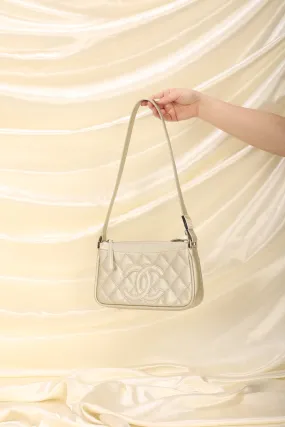 Chanel Caviar Timeless Pearl Pochette