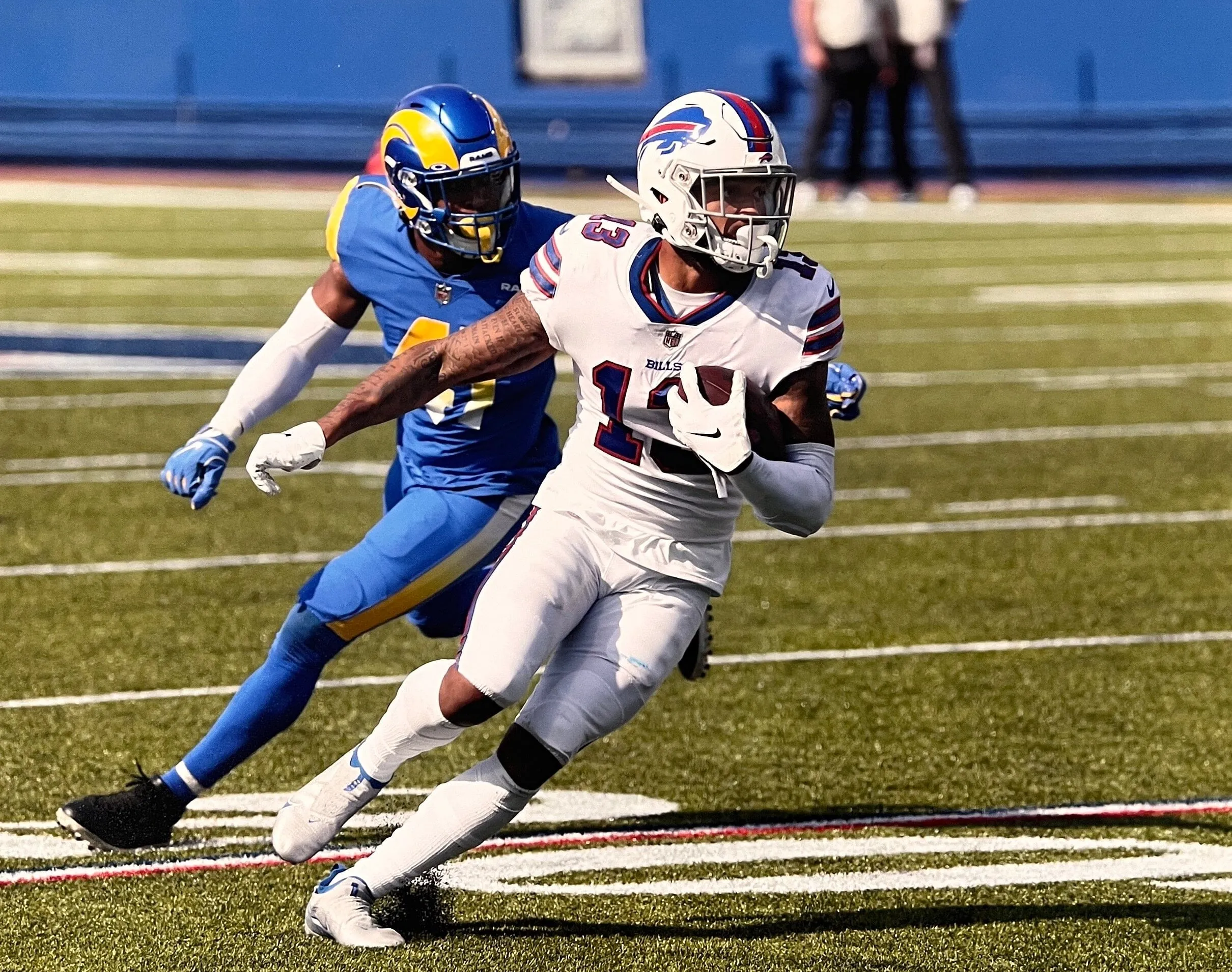 Gabriel Davis Running vs Rams Unsigned 8x10 Photo