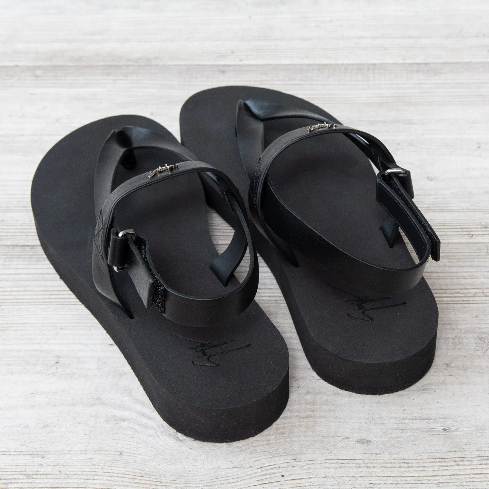 Giuseppe Zanotti Black Leather Thong Sandals