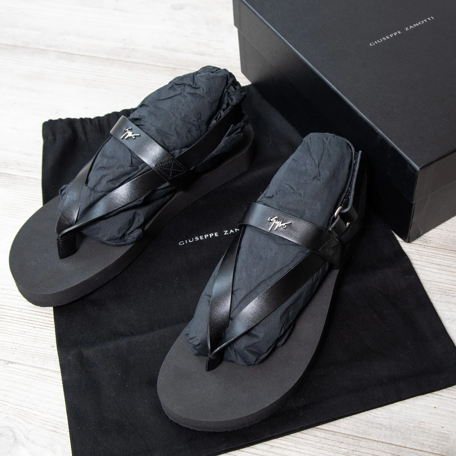 Giuseppe Zanotti Black Leather Thong Sandals