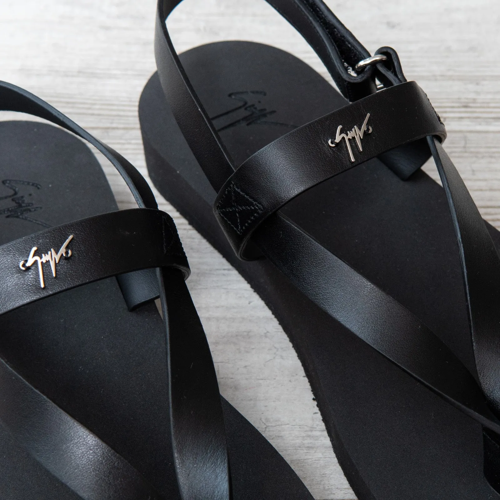 Giuseppe Zanotti Black Leather Thong Sandals