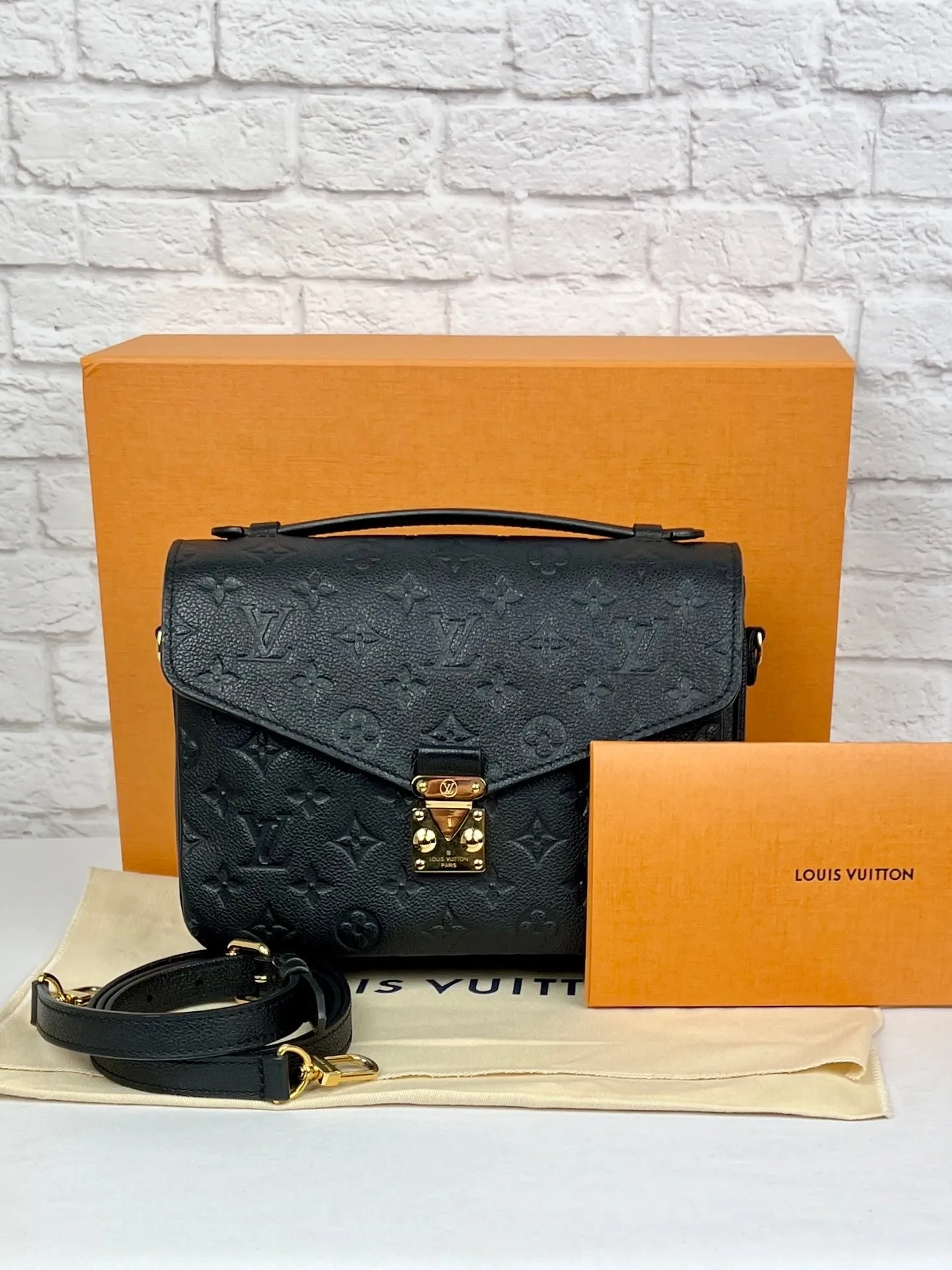 Louis Vuitton Pochette Métis, New In Box, Black