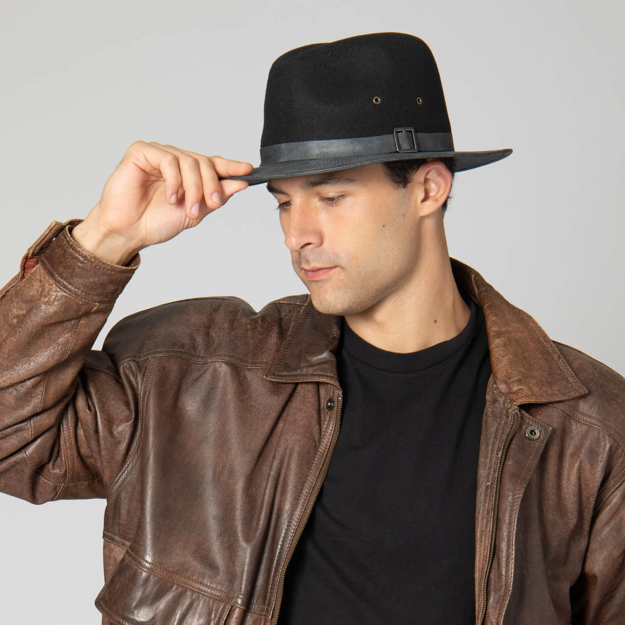 Men's Faux Felt Fedora with Matching Faux Leather Band