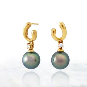 Tahitian pearl earrings in 18k yellow gold and diamonds - Timeless Elegance - EAYDPE00090