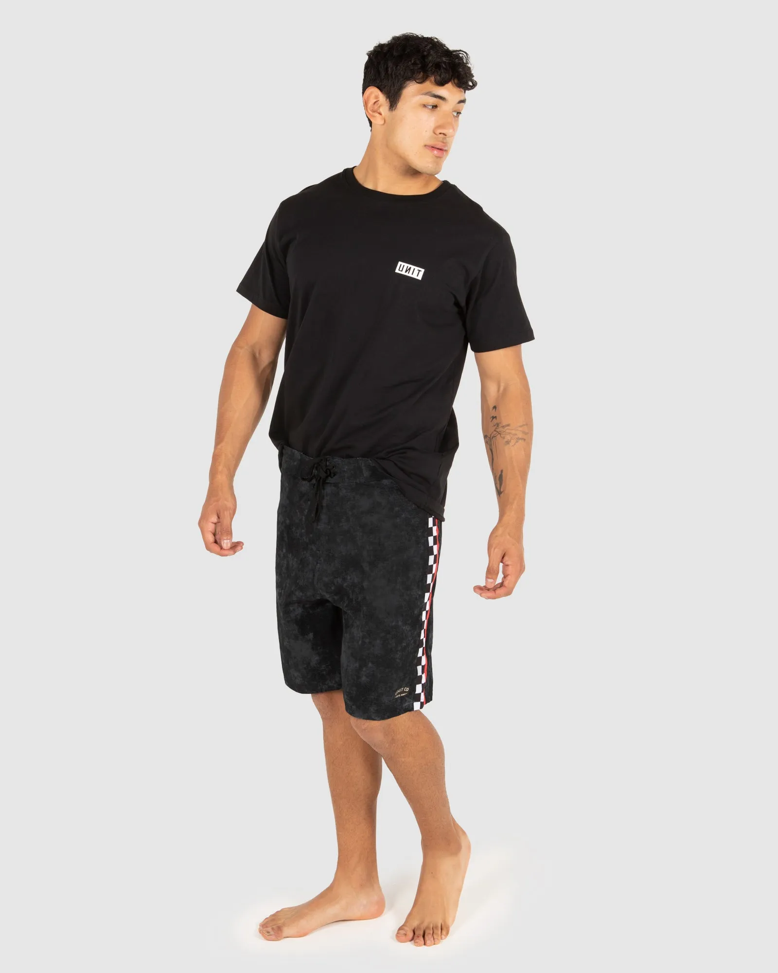 UNIT Tract 19" Boardshorts