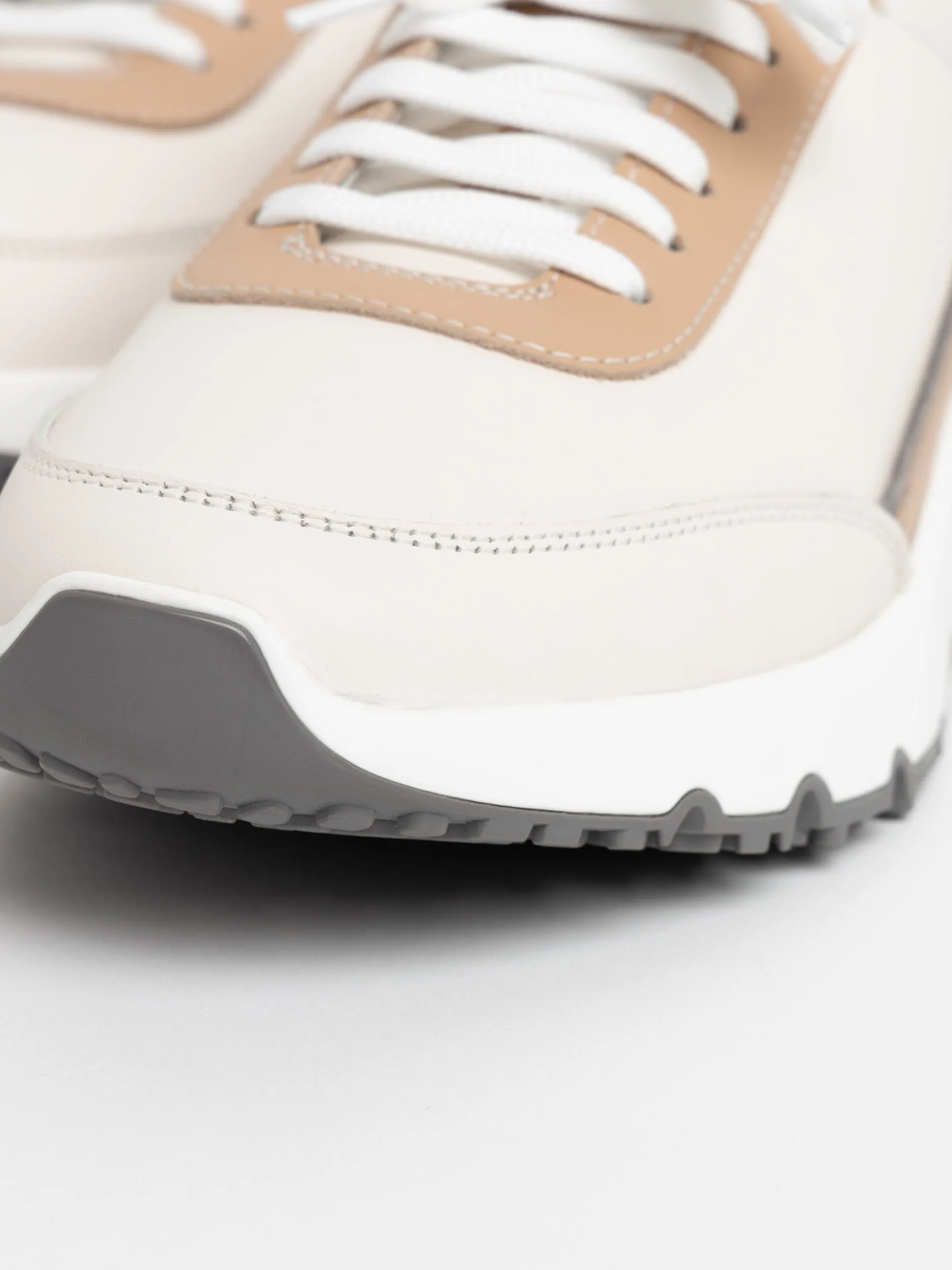 White/Brown Semi-Polished Calfskin Runners